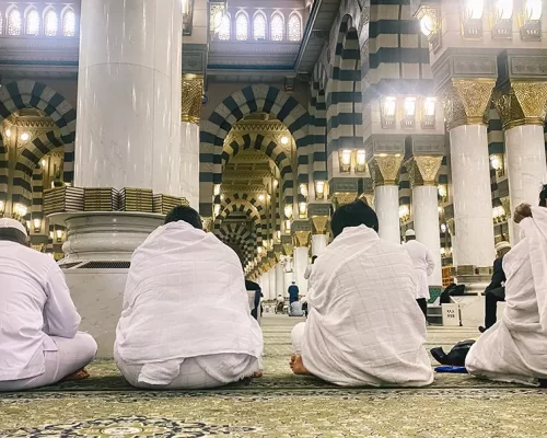 group of people in masjid nabwi